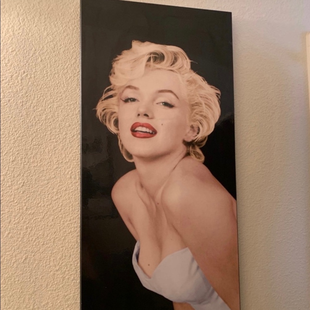 Wall frames